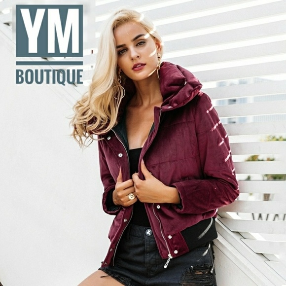 🔥1 Left🔥Velvet bomber jacket - Picture 3 of 7